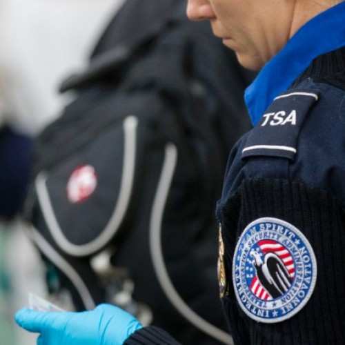 TSA Agent Molested College Girl in Airport Bathroom: Report