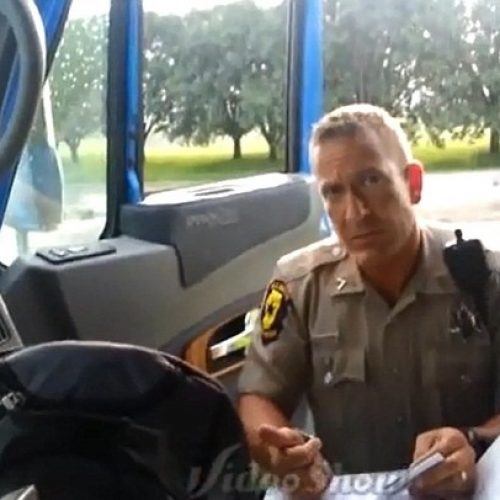 WATCH: Illinois Police Officer Lies and Changes Attitude When He Realizes He is Caught on Video