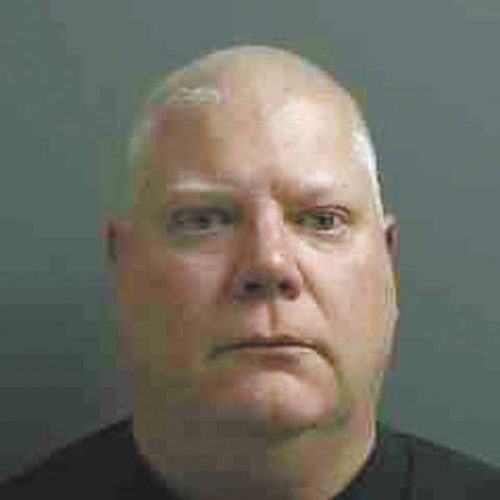 Fulton County Jail Officer Gets Probation For Threatening to Shoot Inmates and Officers